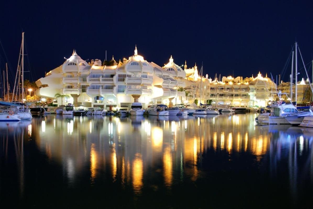Puerto Marina Luxury Apartment With Sea Views Benalmádena Eksteriør billede