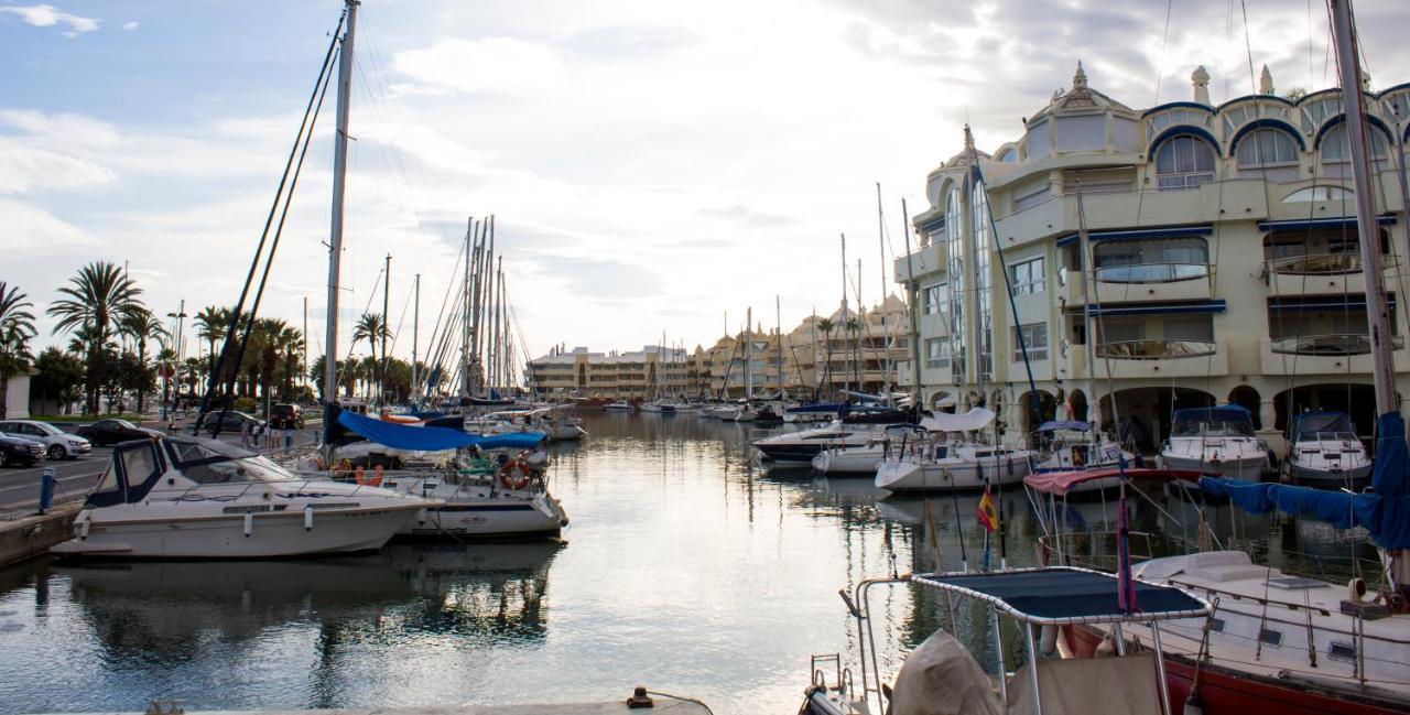 Puerto Marina Luxury Apartment With Sea Views Benalmádena Eksteriør billede