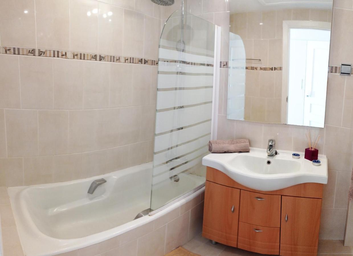 Puerto Marina Luxury Apartment With Sea Views Benalmádena Eksteriør billede